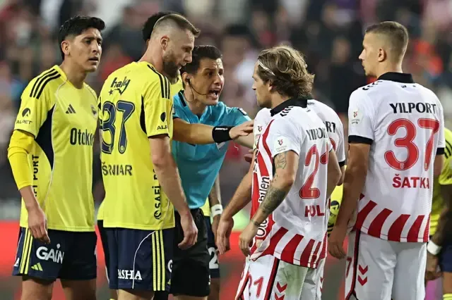 Sistemsiz, saçma sapan bir futbolla Fenerbahçe puan kaybetti