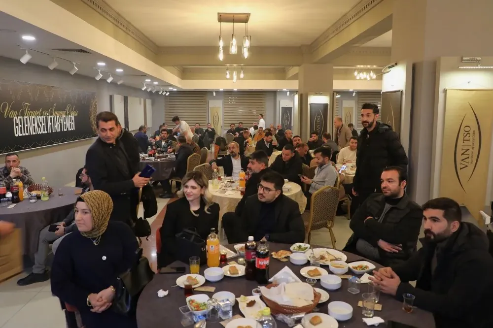 Van TSO  iftarda Van basınıyla bir araya geldi 