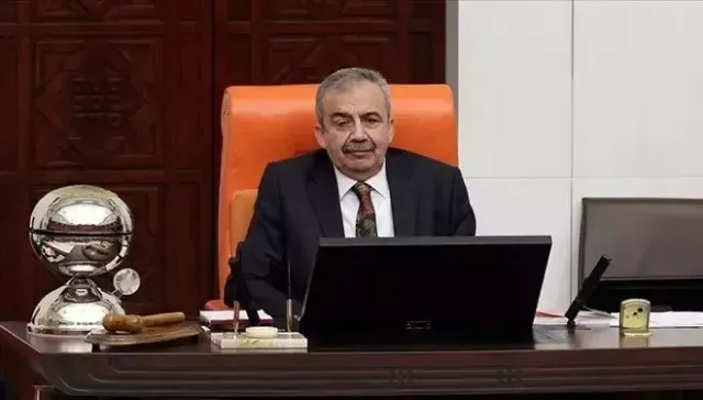 SIRRI SÜREYYA ÖNDER
