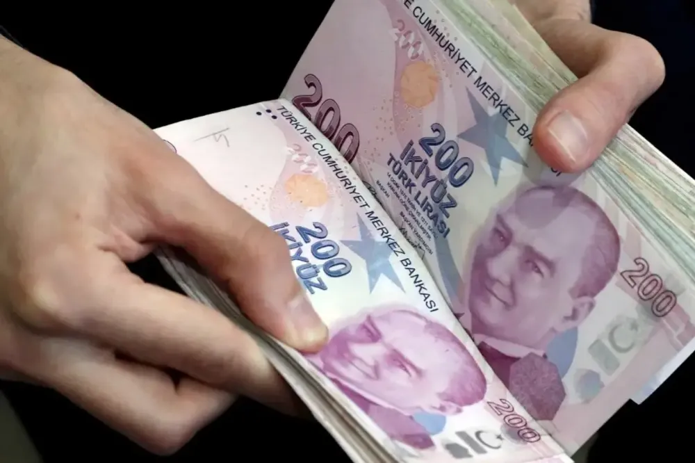HÜKÜMETTEN MEMURLARA SON ZAM TEKLİFİNİ YAPTI